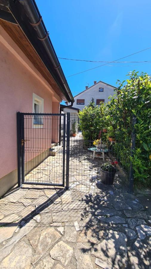 Apartament St Anthony'S House With Parking Zagrzeb Zewnętrze zdjęcie